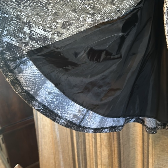 Candies coat size Med. Fit and flare belted design - Picture 7 of 8